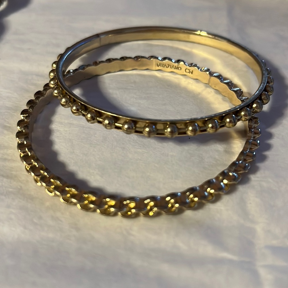 Four gold tone bangles - Picture 2 of 3